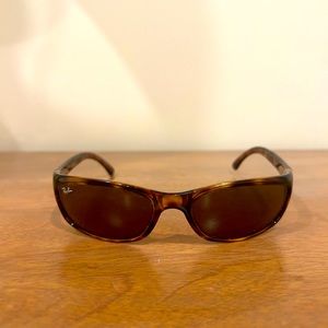 Ray-Ban Tortoise Sunglasses